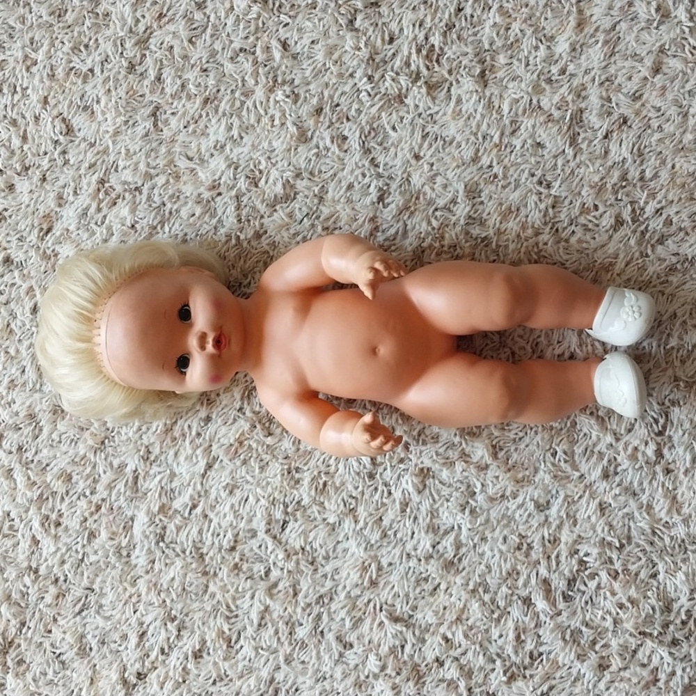 Vintage 1969 Mattel Baby Tenderlove Rubber Baby Doll Drinks and Wets 16” Blonde